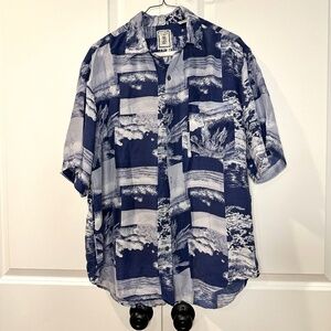 Blue patterned button down shirt Size M